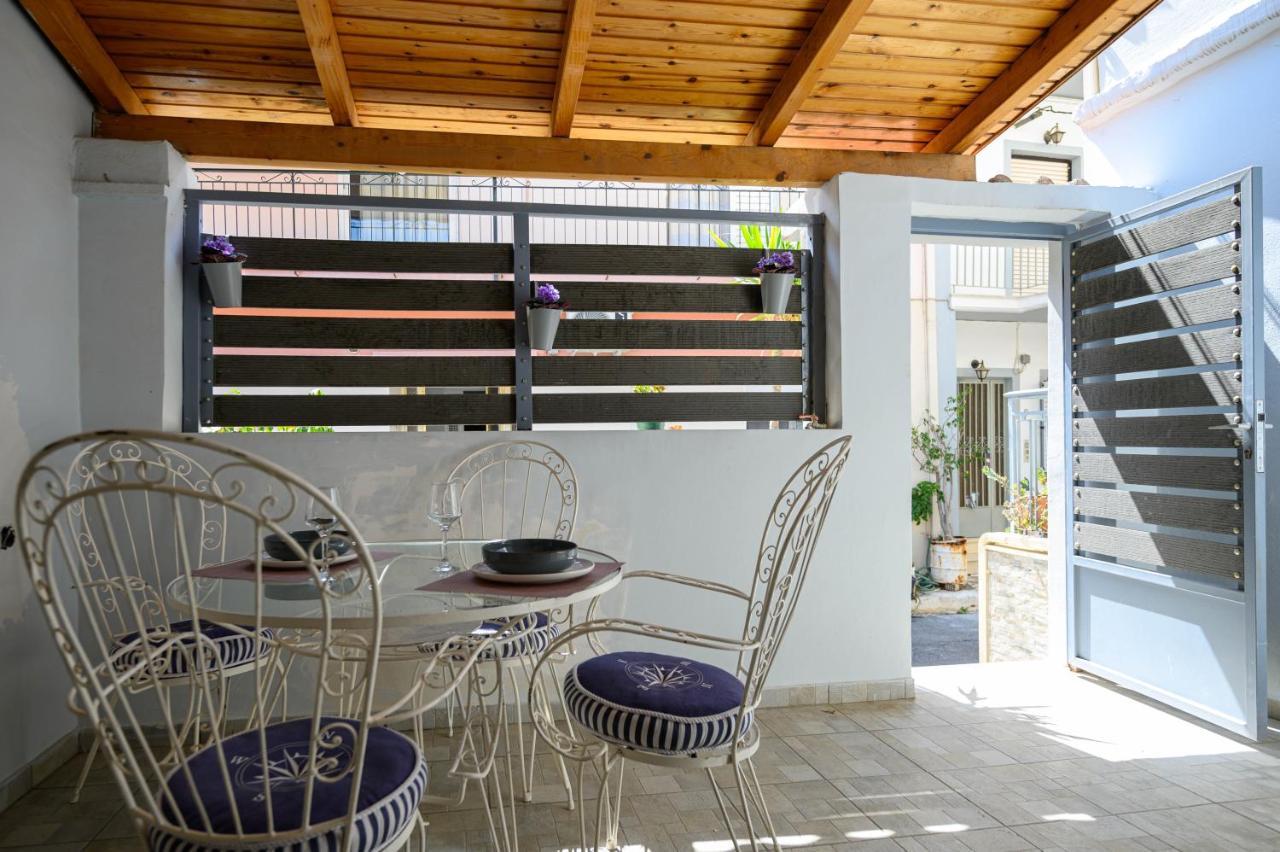 Ferienwohnung Zen Hut Kalamata Exterior foto